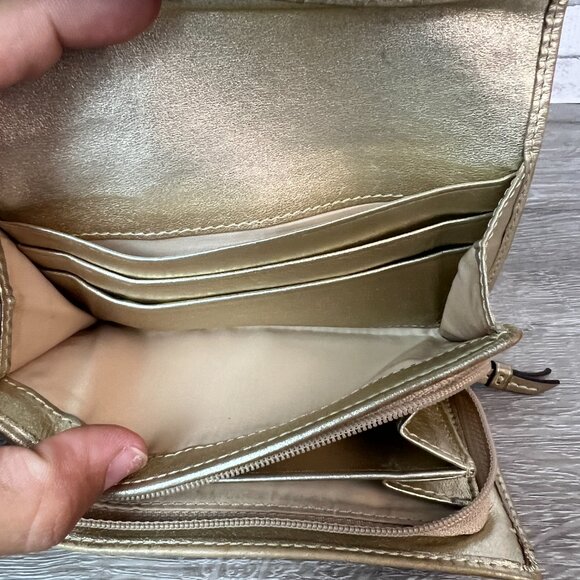 Coach Soho Gold Bi- fold Small wallet - Picture 4 of 6